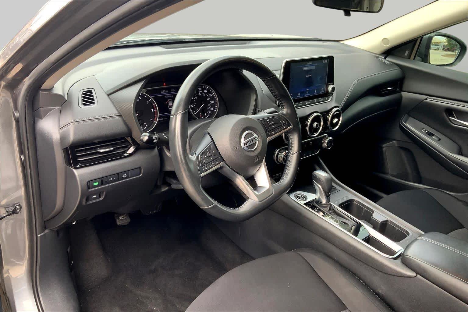 Used 2022 Gun Metallic Nissan SV image 18