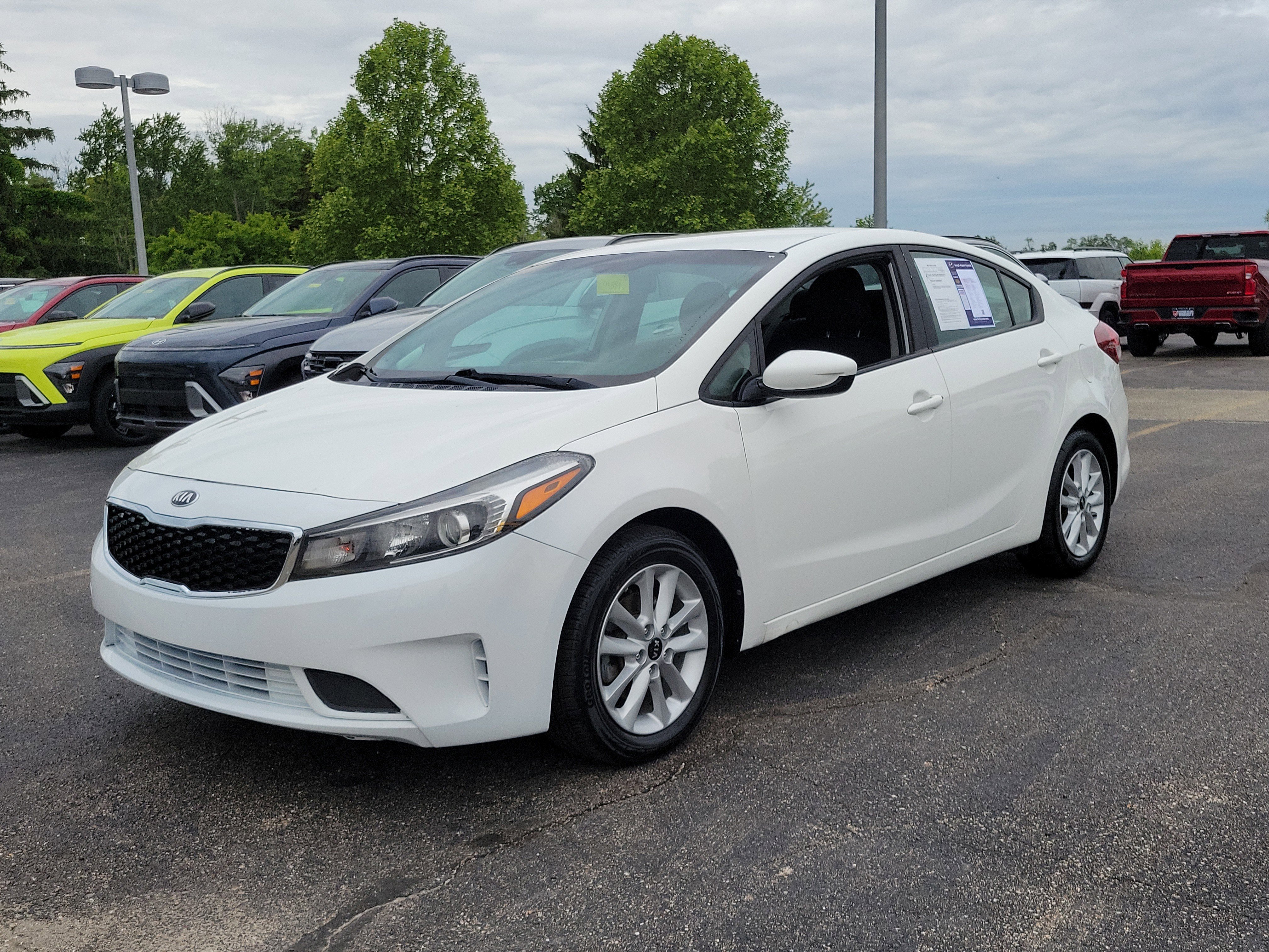 2017 Kia Forte S AT's photo