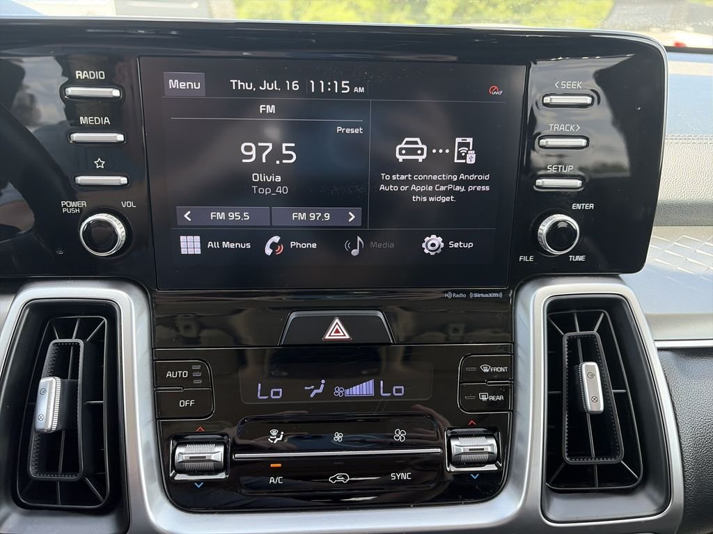 Used 2021 Silver Kia S image 22