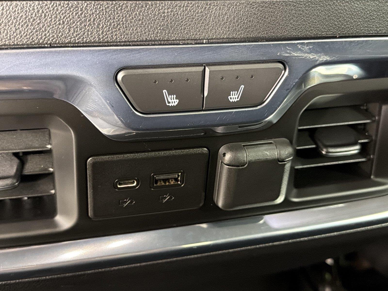 Used 2020 SUMMIT WHITE GMC Denali image 20