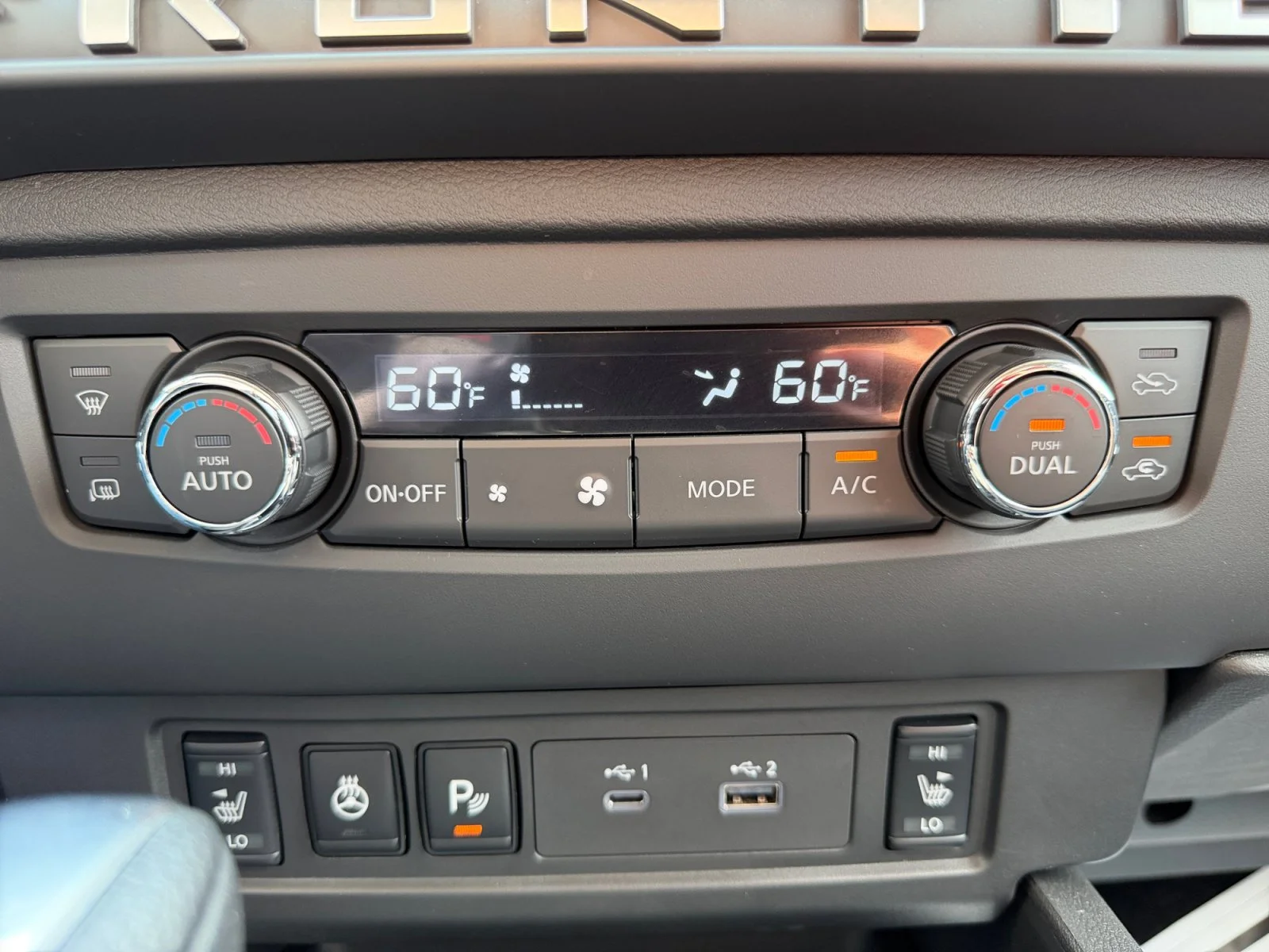 Used 2025 Glacier White Nissan SV image 14