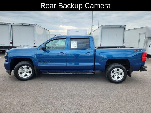 Used 2018 Blue Chevrolet LT image 4