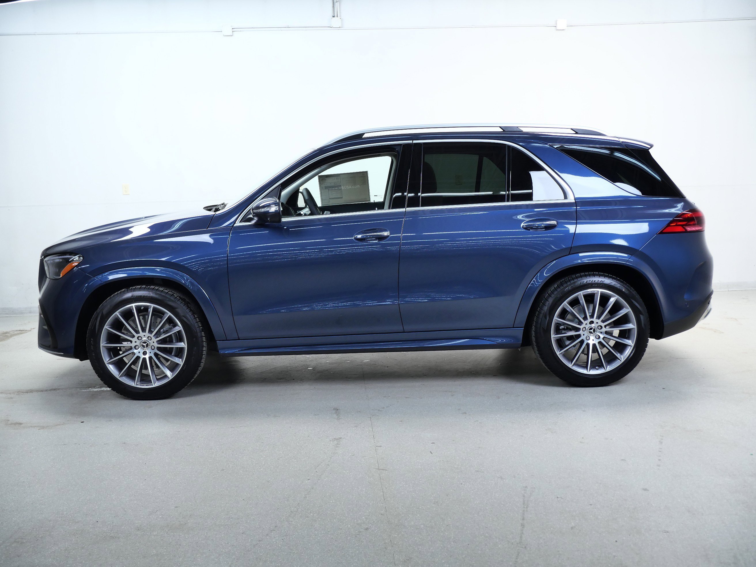 New 2026 Twilight Blue Metallic Mercedes-Benz GLE 350 image 5
