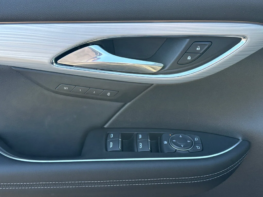2026 Buick Envision Avenir - Photo 17