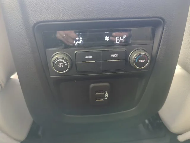 Used 2023 Includes Spectra Gray lower exterior accent color.) Buick Essence image 37