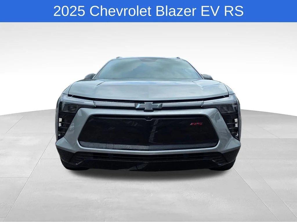 Used 2025 Sterling Gray Metallic Chevrolet RS image 9