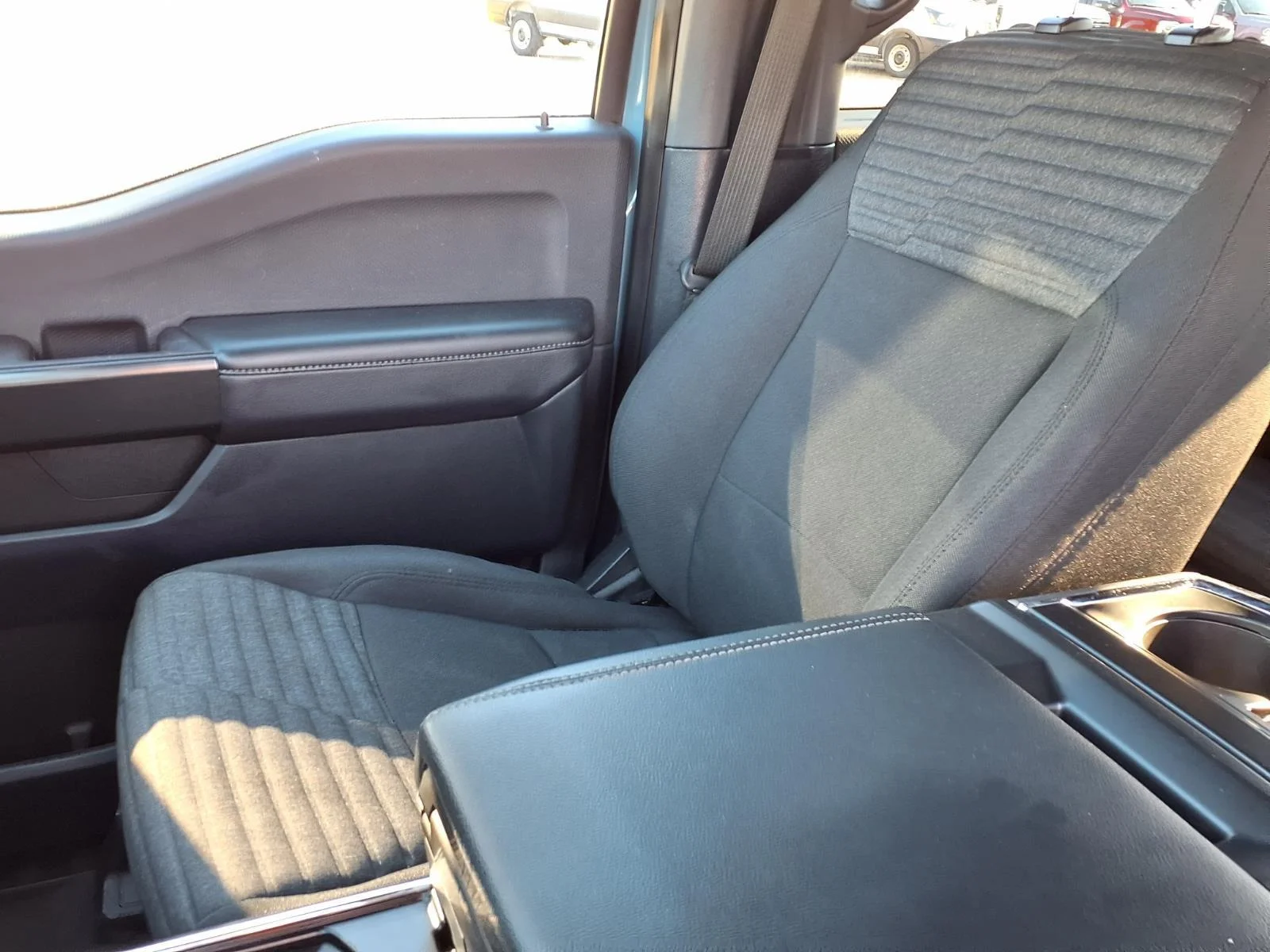 Used 2023 Area 51 Blue Ford XL image 22