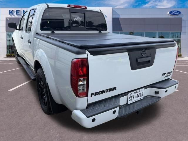 Used 2021 White Nissan SV image 6