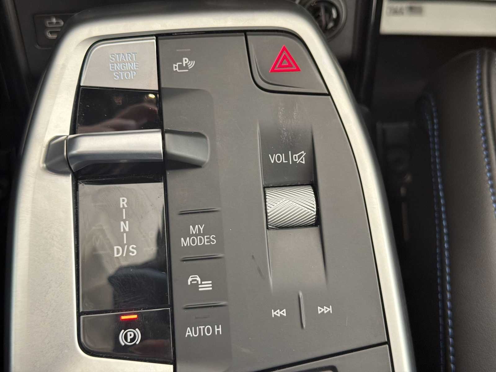 Used 2026 BLACK BMW xDrive28i image 36
