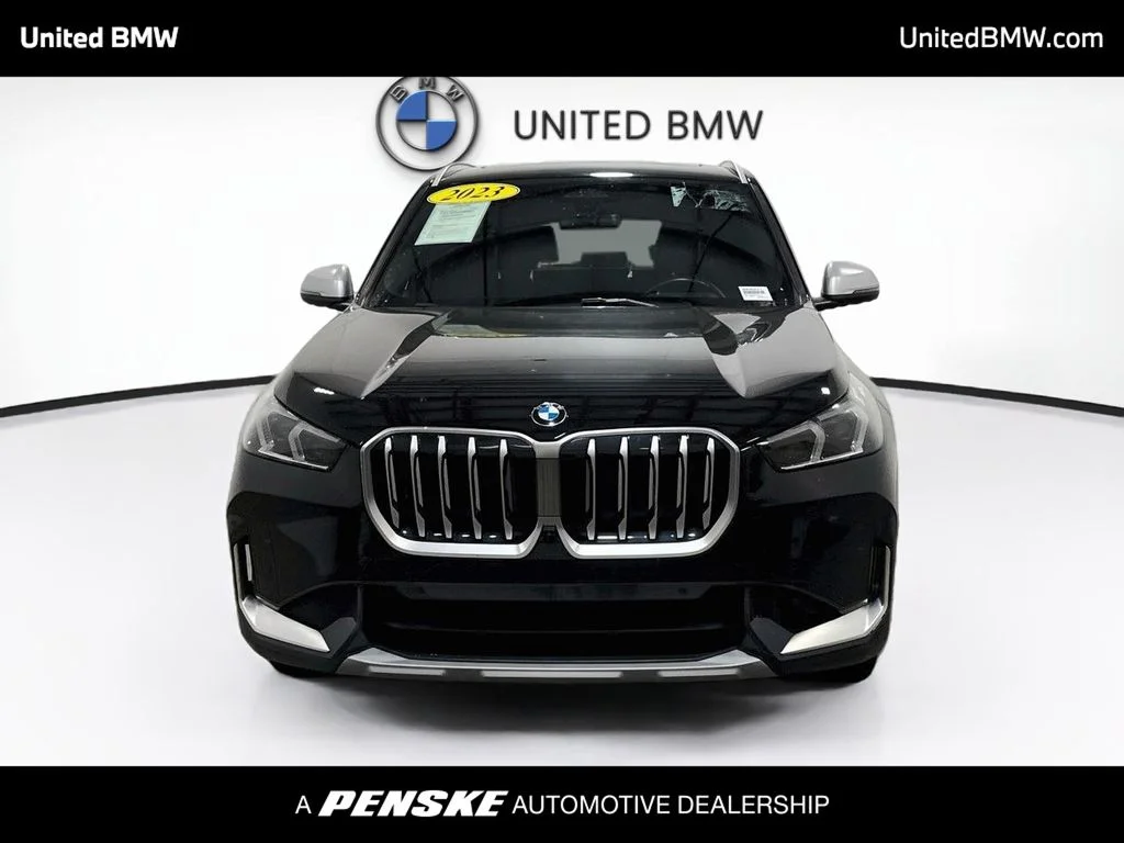 Certified Used 2023 Jet Black BMW xDrive28i image 2