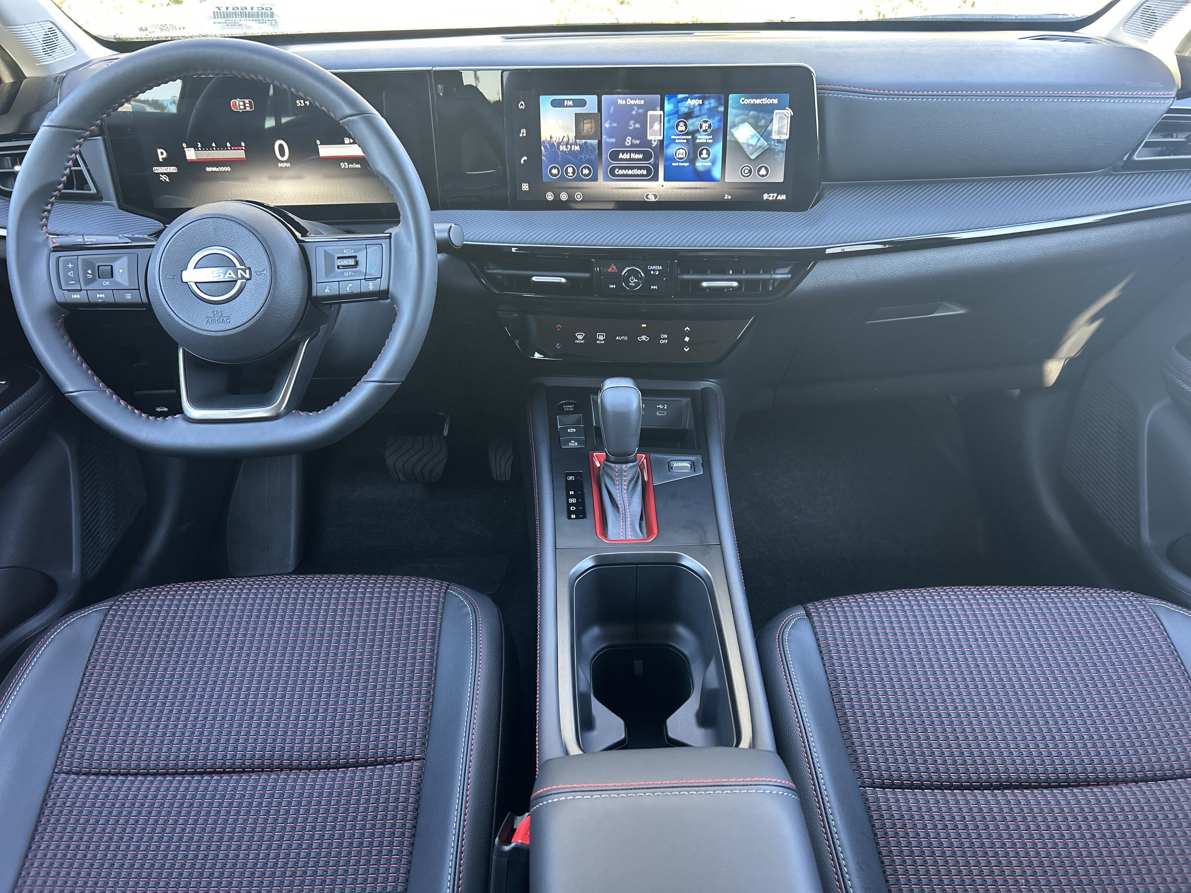 2026 Nissan KICKS SR - Photo 2