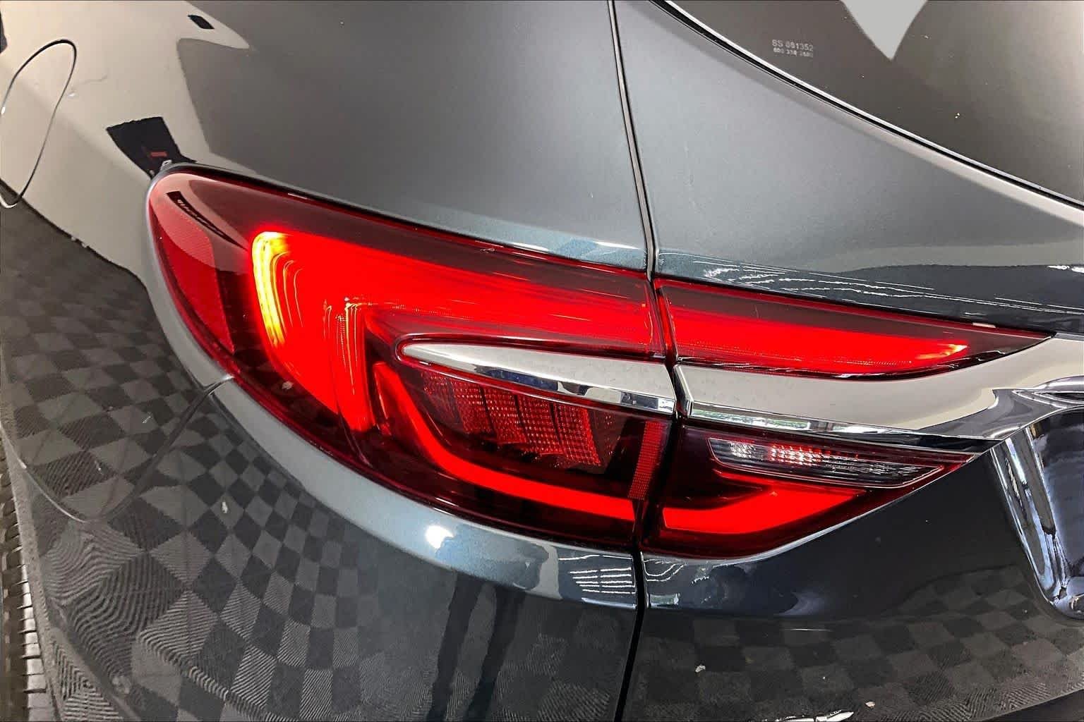 Used 2018 Includes Pitch Dark Night lower exterior accent color. Buick Avenir image 26