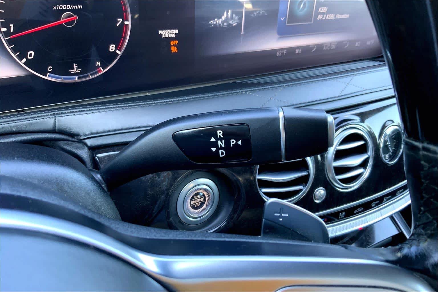 Used 2019 Obsidian Black Metallic Mercedes-Benz S 560 image 34