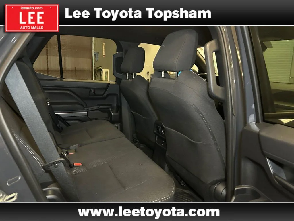 Used 2025 Underground Toyota SR5 image 17