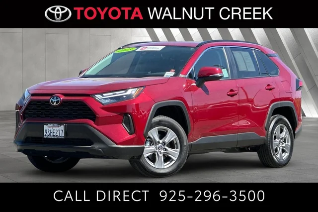 2025 Toyota RAV4 XLE