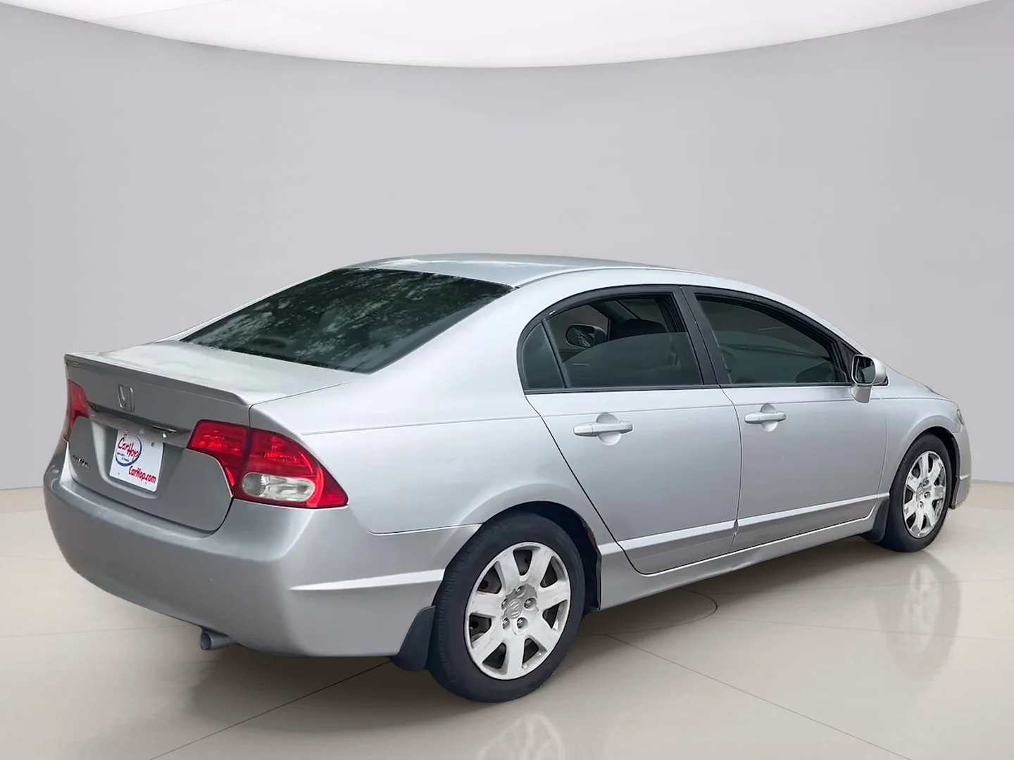 Used 2010 Silver Honda LX image 5