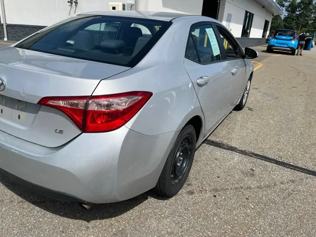 Used 2018 Classic Silver Metallic Toyota LE image 3