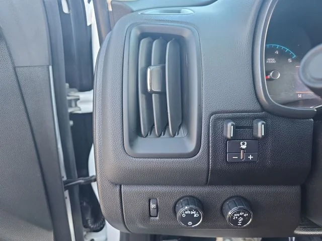 Used 2021 White Chevrolet ZR2 image 26