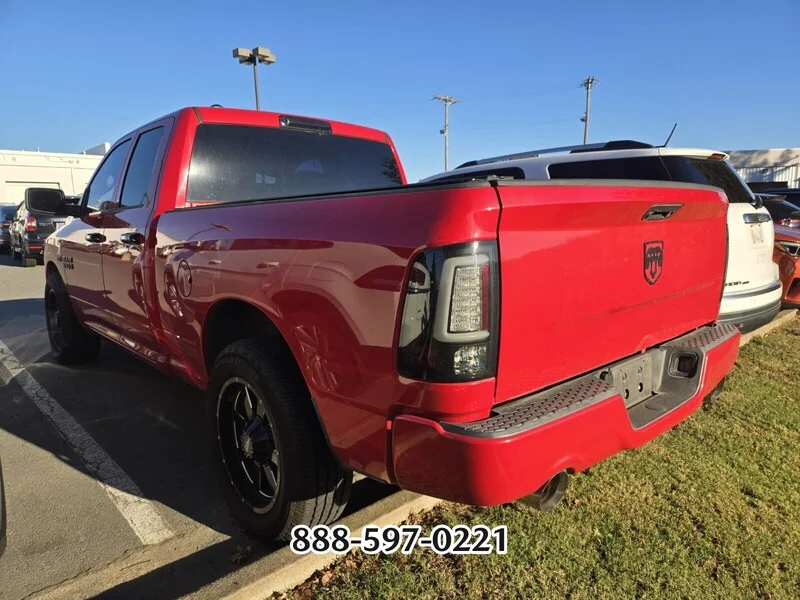 Used 2018 Flame Red Clearcoat RAM EXPRESS image 3