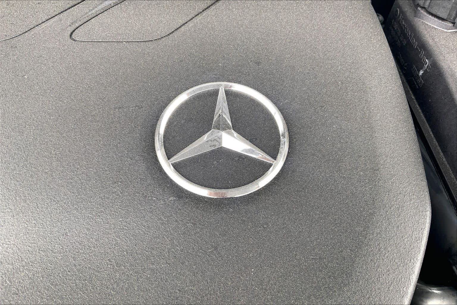 New 2026 Night Black Mercedes-Benz GLB 250 image 16