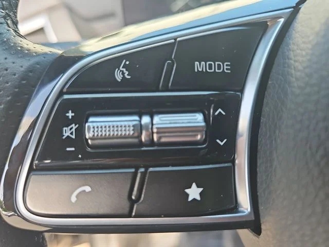 Used 2024 Black Kia SX image 17