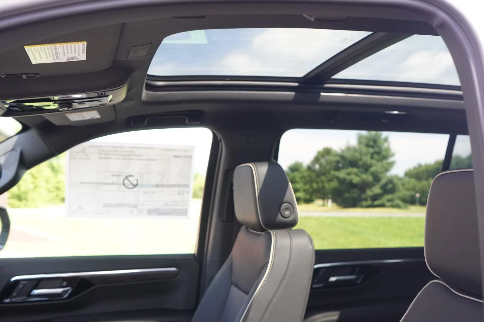 New 2026 Sterling Gray Metallic Chevrolet Premier image 26
