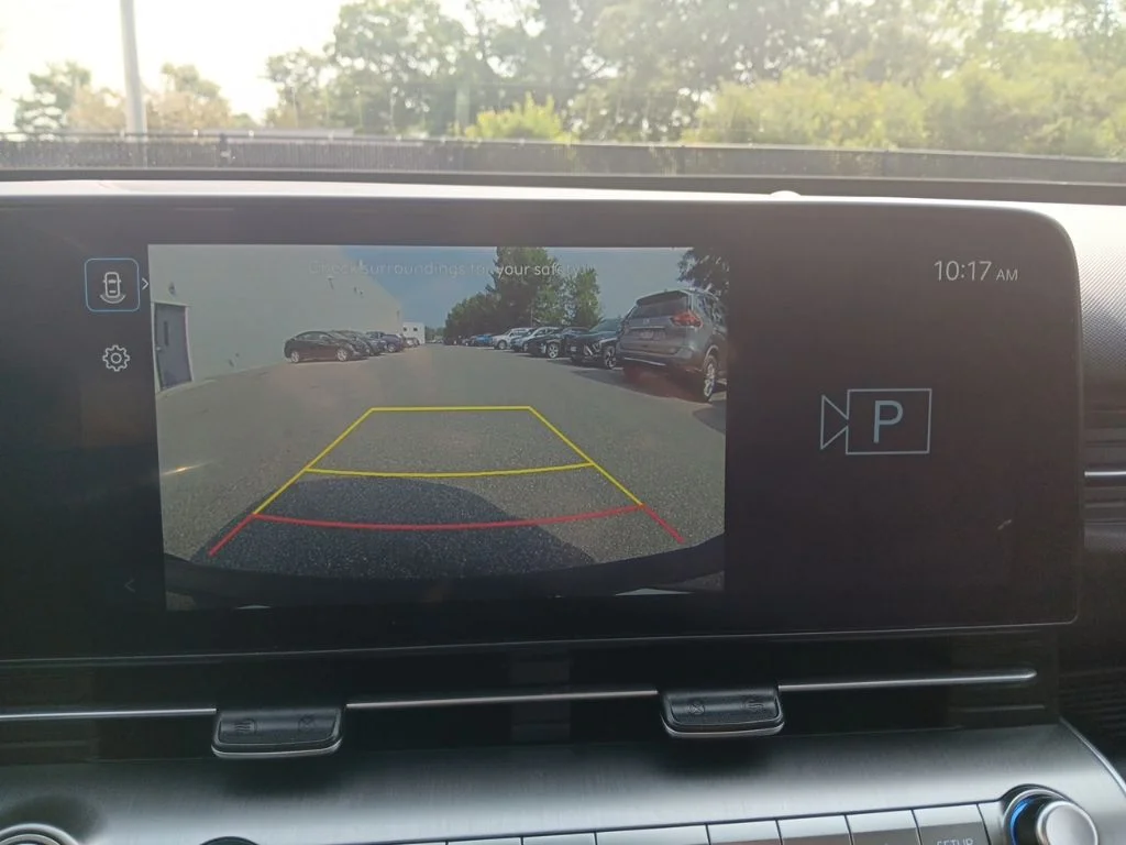 Used 2025 Abyss Black Pearl Hyundai SEL image 34