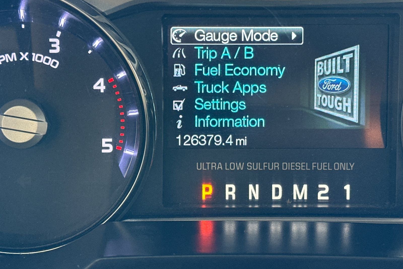 Used 2016 White Ford King Ranch image 26