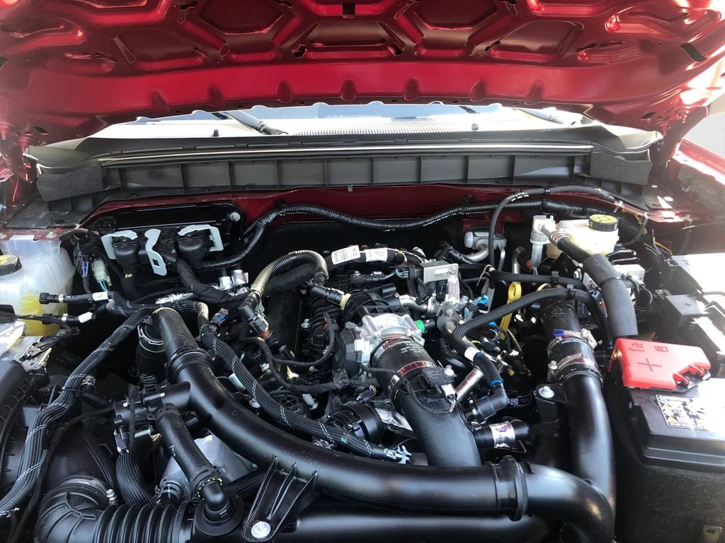 Used 2025 Red Ford Badlands image 14