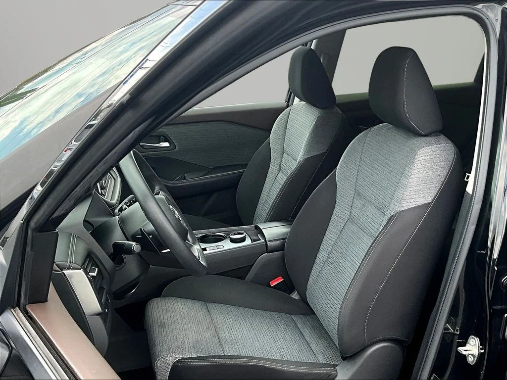 Used 2023 Black Nissan SV image 21