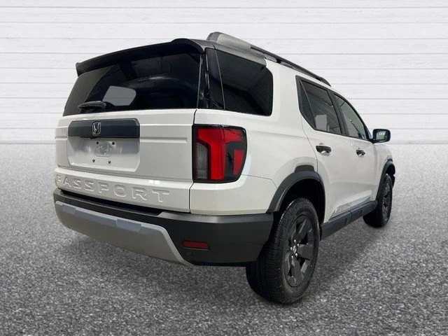 New 2026 Platinum White Pearl Honda RTL image 6