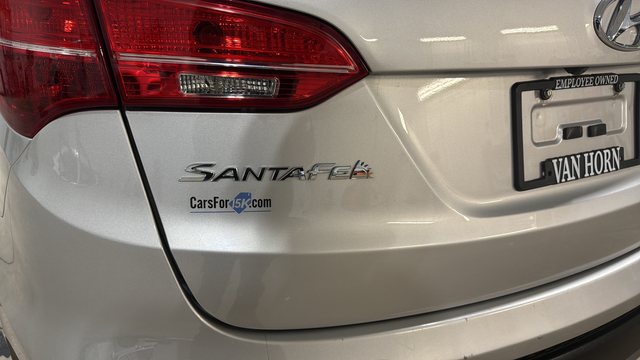 Used 2014 Moonstone Silver Hyundai Base image 31