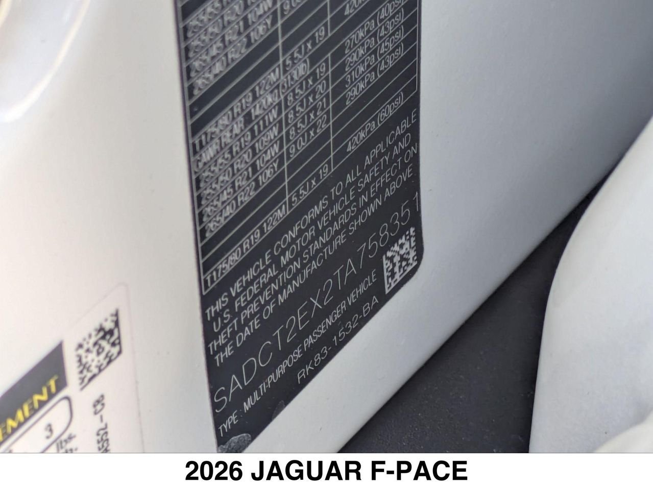 2026 Jaguar F-Pace R-Dynamic S - Photo 14
