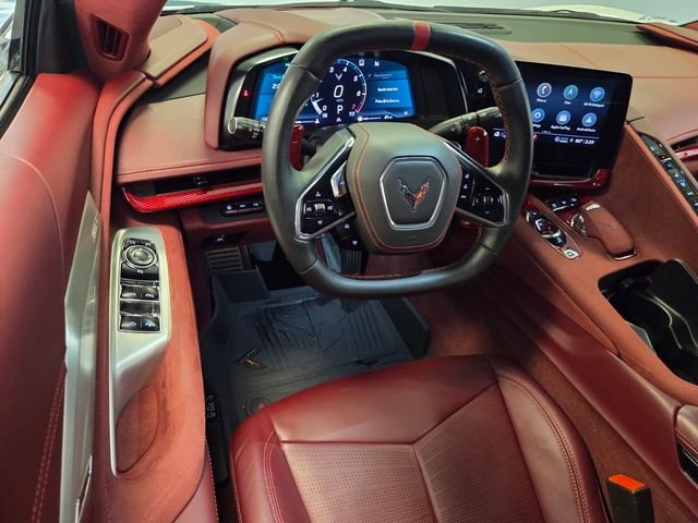 Used 2021 White Chevrolet Stingray image 11
