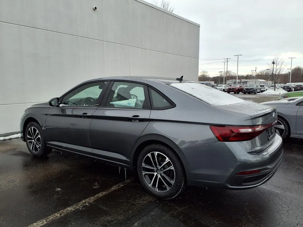 New 2026 Platinum Gray Metallic Volkswagen 1.5T Sport image 5