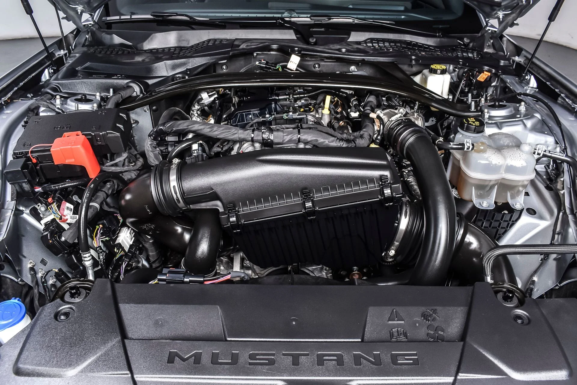 Used 2025 Iconic Silver Metallic Ford EcoBoost image 13