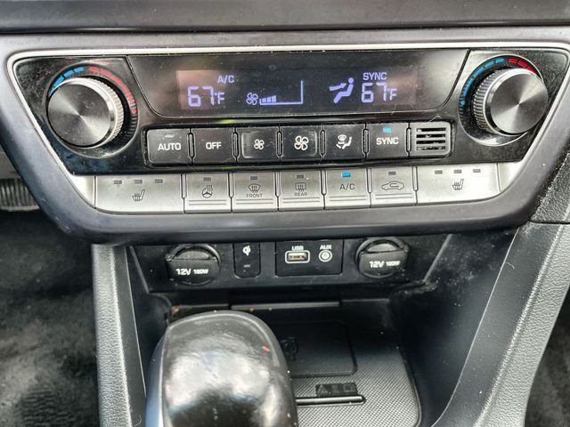 Used 2019 Silver Hyundai SEL image 18