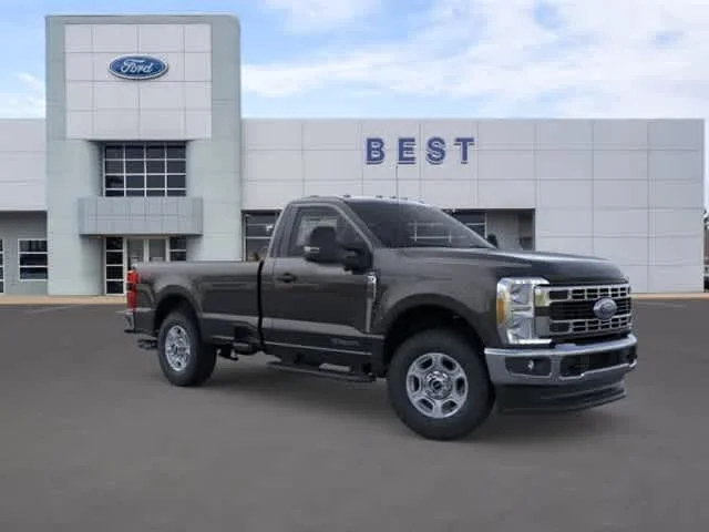 New 2026 Agate Black Metallic Ford XLT image 11