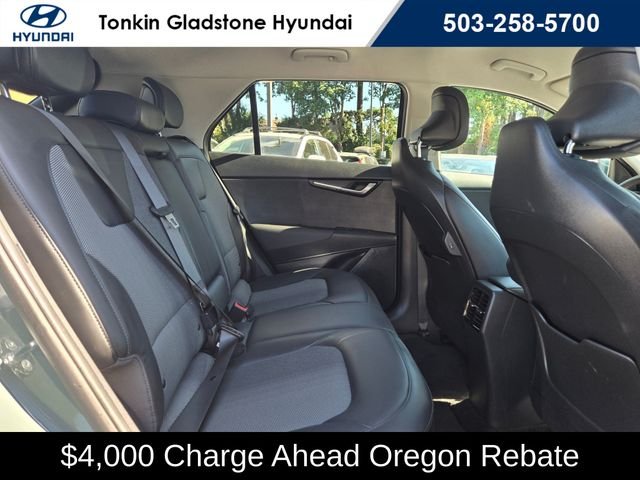 Used 2023 Cityscape Green Kia Wind image 12