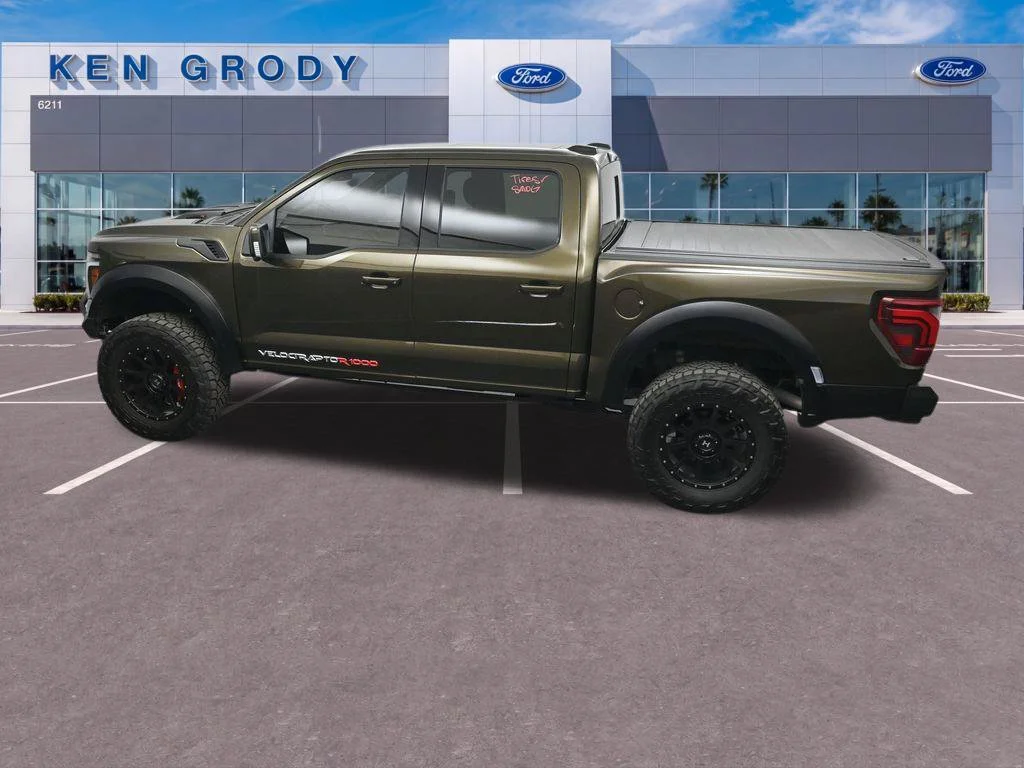 Used 2025 Green Ford Raptor image 16