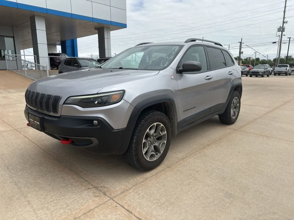 Used 2020 Silver Jeep Trailhawk image 23