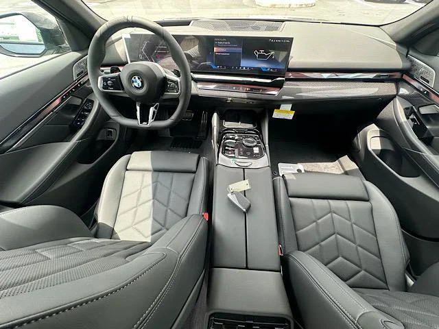New 2027 Carbon Black Metallic BMW 530i xDrive image 6
