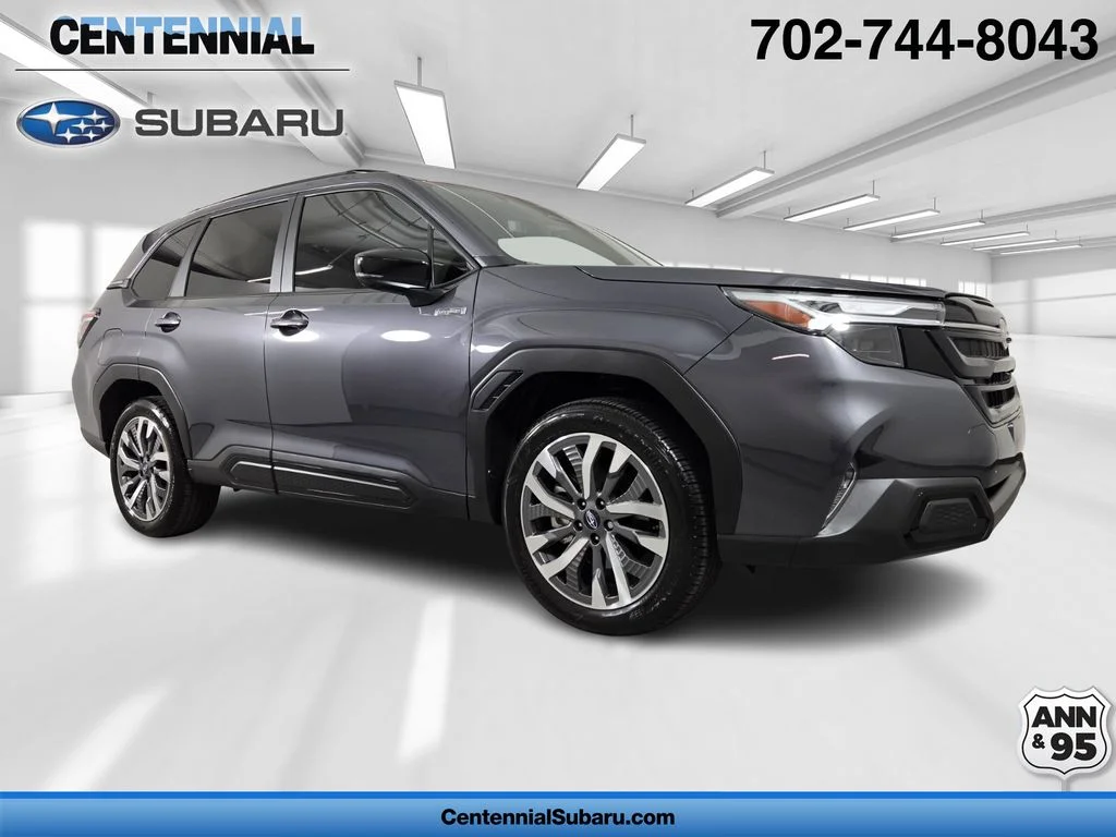 2025 Subaru Forester Touring Hybrid's photo