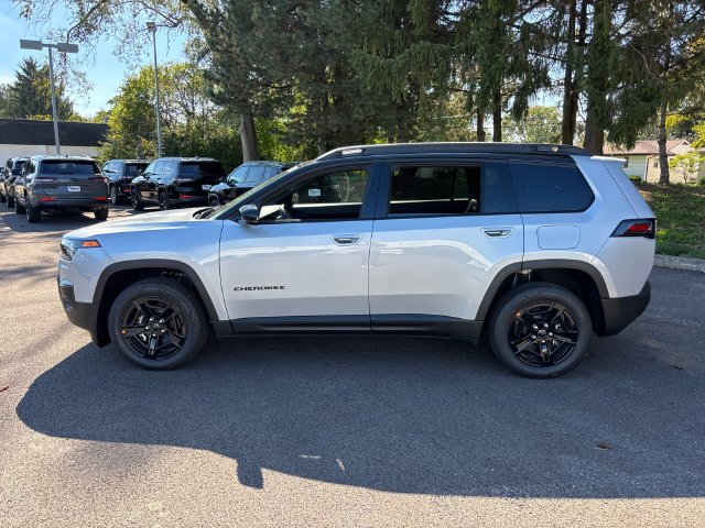 New 2026 Silver Zynith Clear-Coat Exterior Paint Jeep Limited image 6