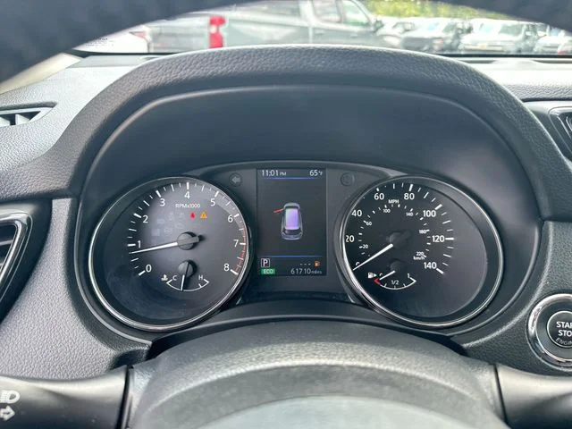 Used 2019 Silver Nissan SV image 13