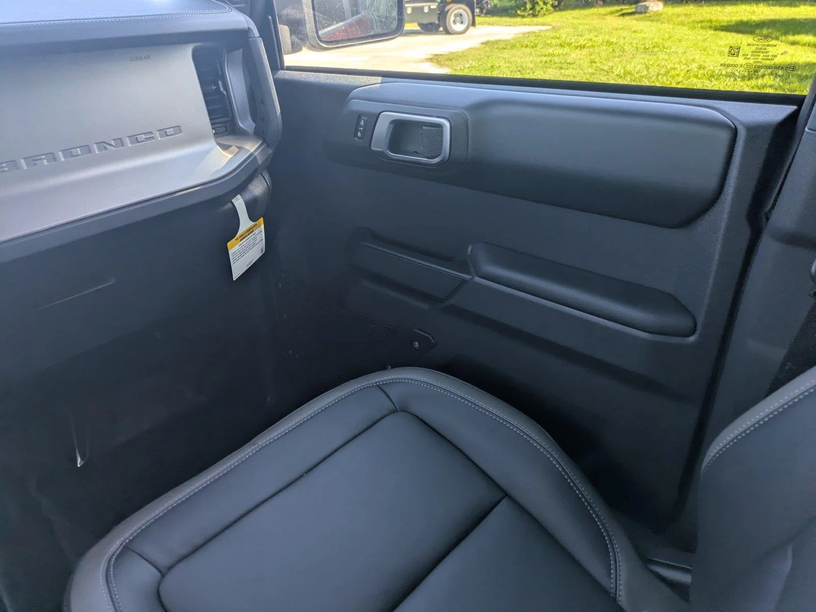 New 2026 Ruby Red Metallic Tinted Clearcoat Ford Outer Banks® image 19