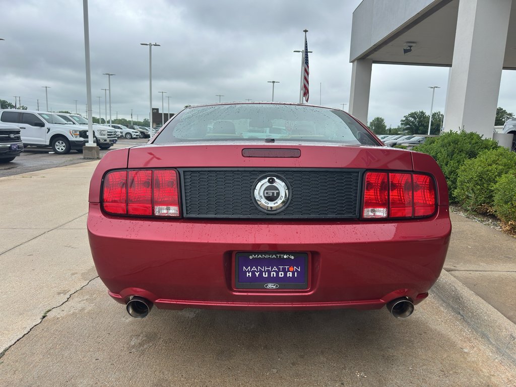 Used 2007 Torch Red Clearcoat Ford GT Deluxe image 15
