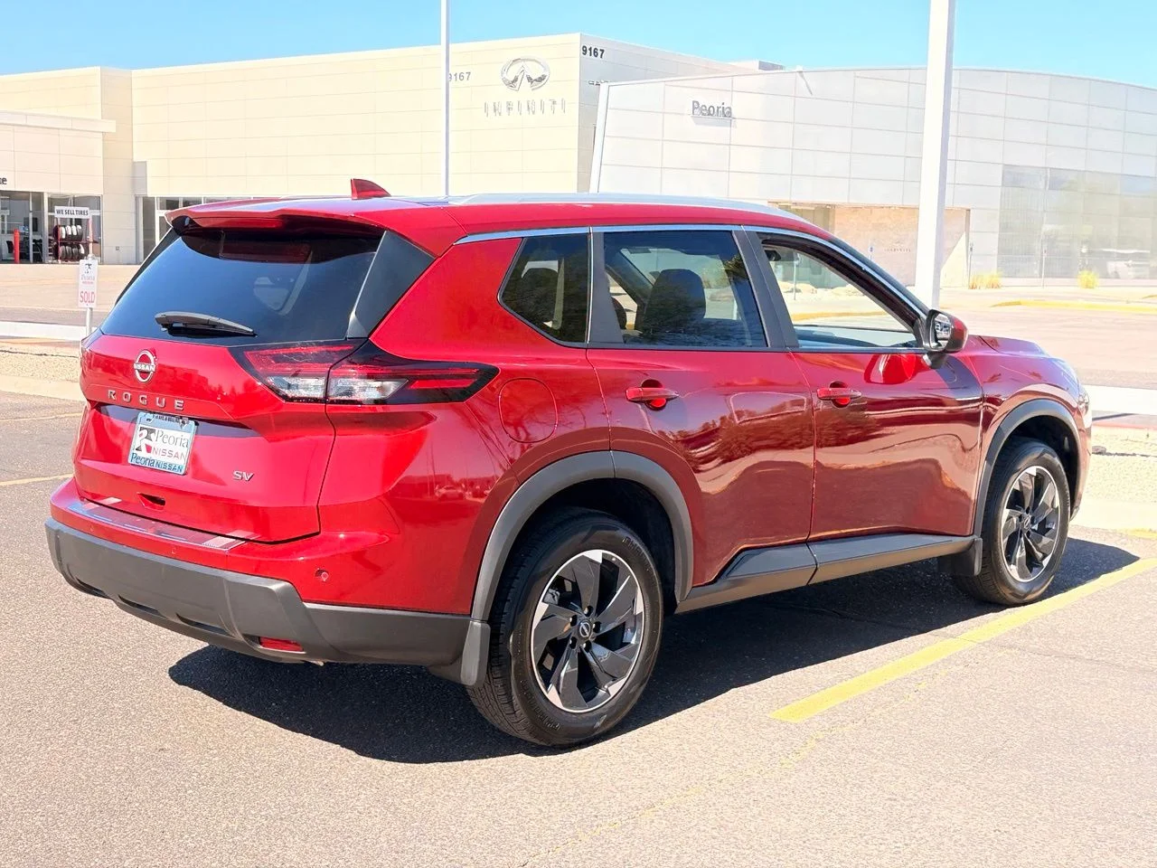 Used 2024 Scarlet Ember Tintcoat Nissan SV image 5