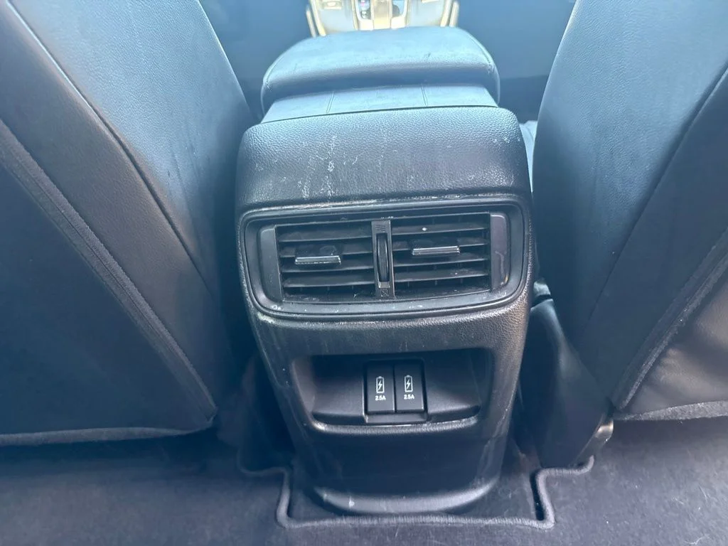 Used 2020 Black Honda EX-L image 36