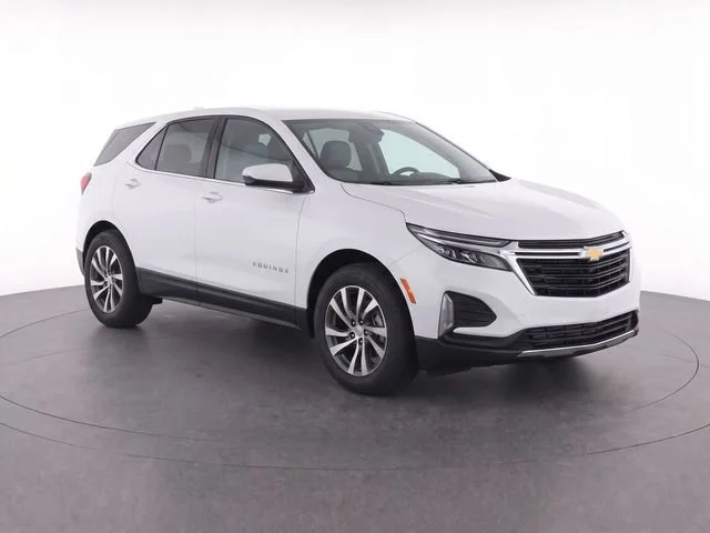 Used 2022 SUMMIT WHITE Chevrolet LT image 1